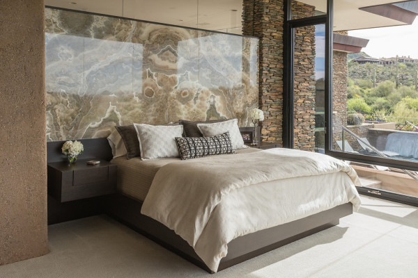 master-bedroom-onyx-headboard