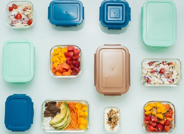 potes-quadrados-comida-formato-retangular-alimento-cor-colorido-oikos-azul-verde-geladeira