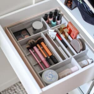 organizador cosmeticos maquiagem gaveta 600x600 1