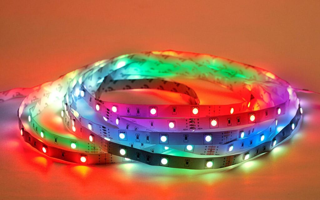 25-image-fita-de-led-colorida Fita de Led para decorar e iluminar sua casa